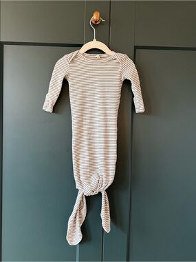 2 Quincy Mae knotted baby gowns